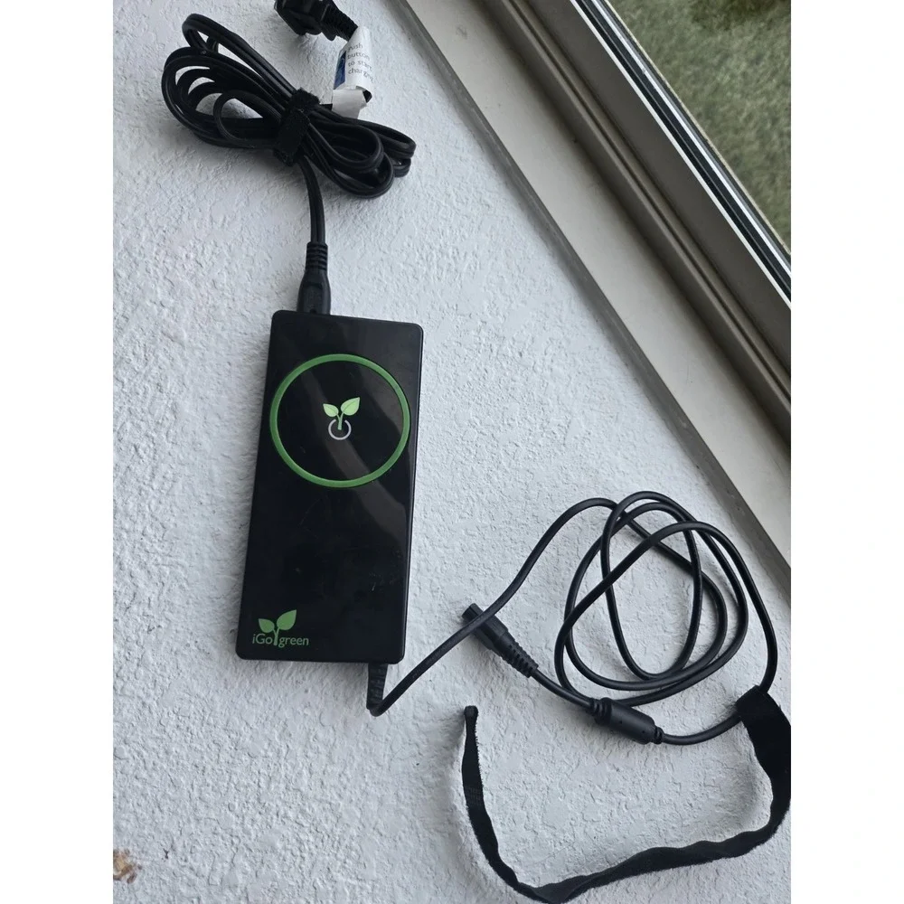 iGo Green Laptop Notebook USB AC Power Adapter